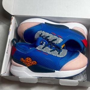Shoes Puma Size 8K Like New Wear It Once!